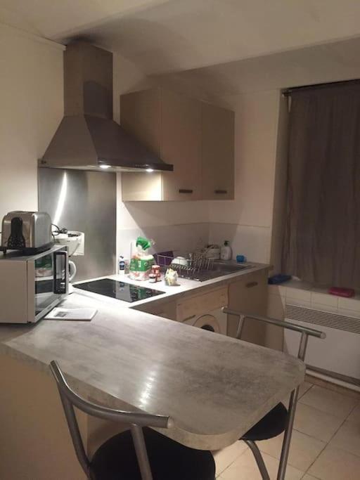 Apartament Fabienne Cote Jardins De La Fontaine Nîmes Zewnętrze zdjęcie